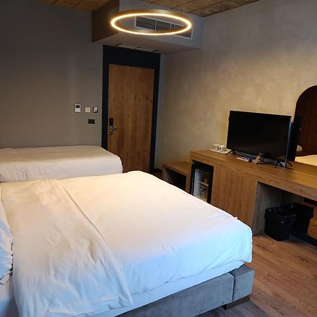 Toka Hotel Restaurant Udenisht Экстерьер фото
