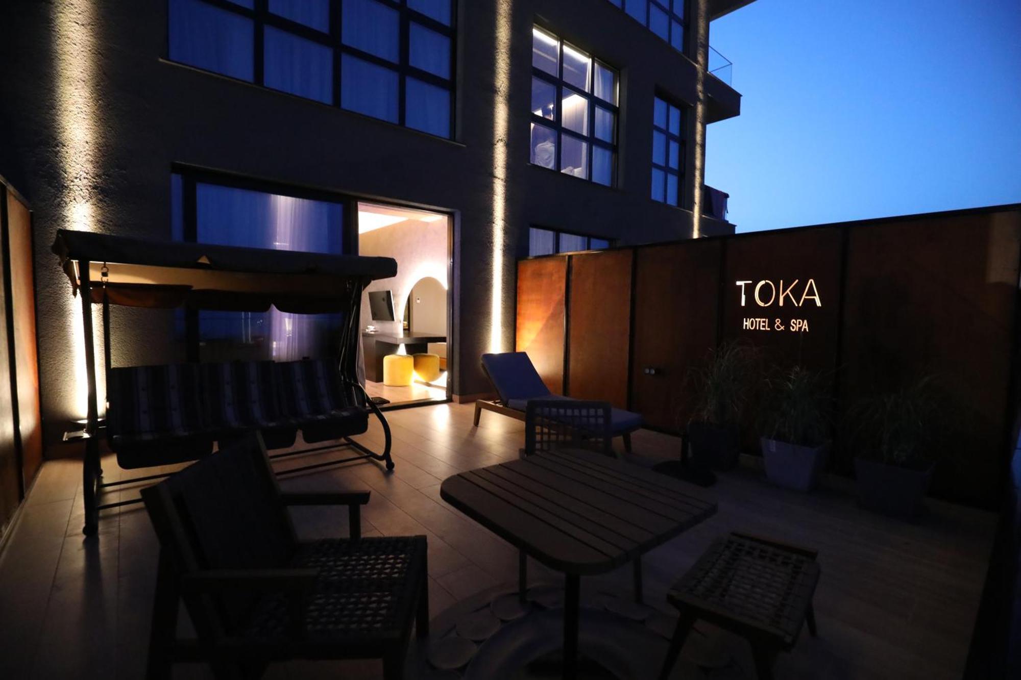 Toka Hotel Restaurant Udenisht Экстерьер фото