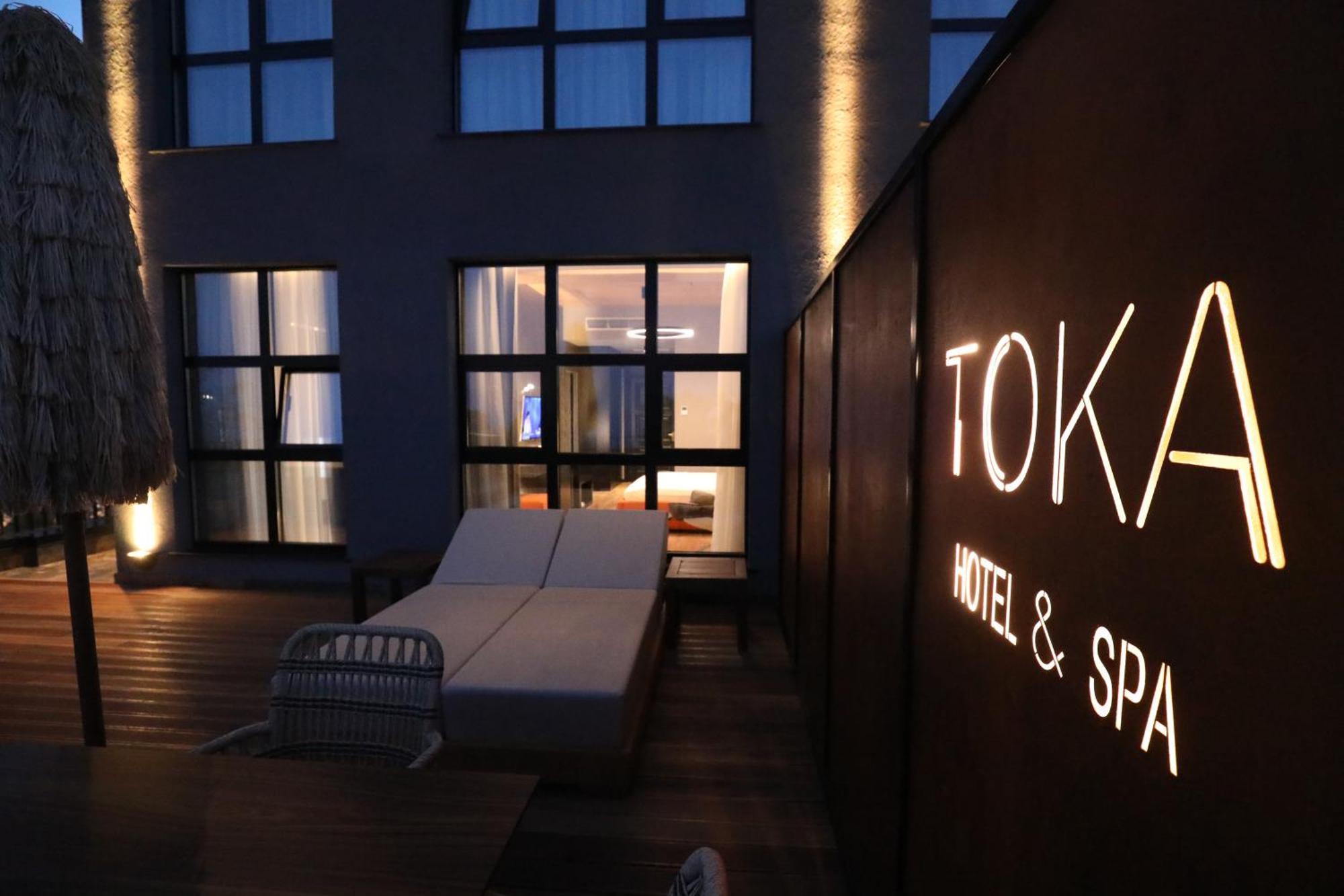 Toka Hotel Restaurant Udenisht Экстерьер фото