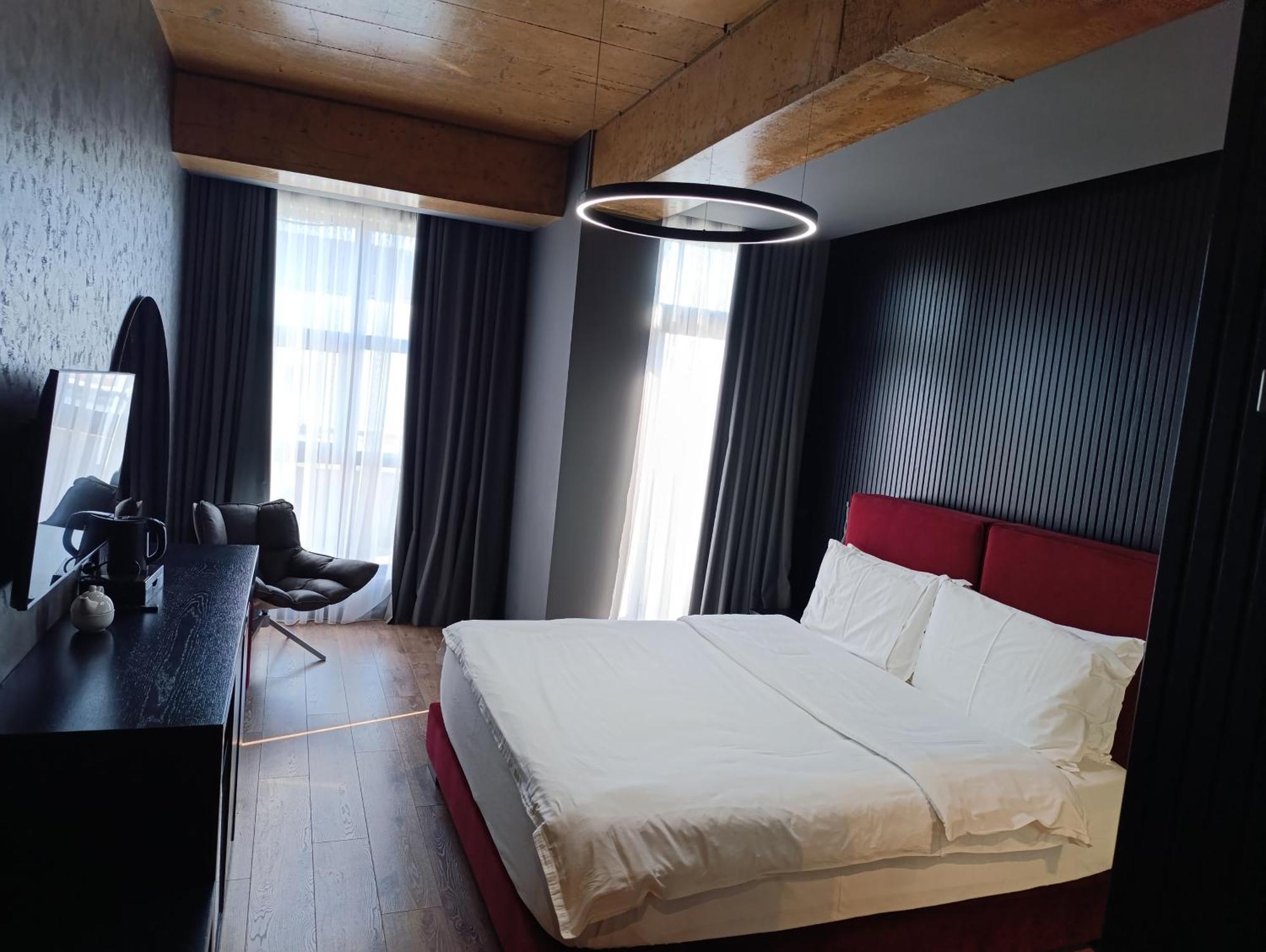 Toka Hotel Restaurant Udenisht Экстерьер фото