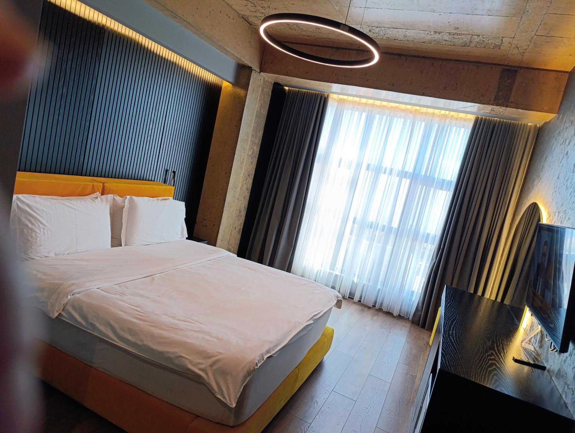 Toka Hotel Restaurant Udenisht Экстерьер фото