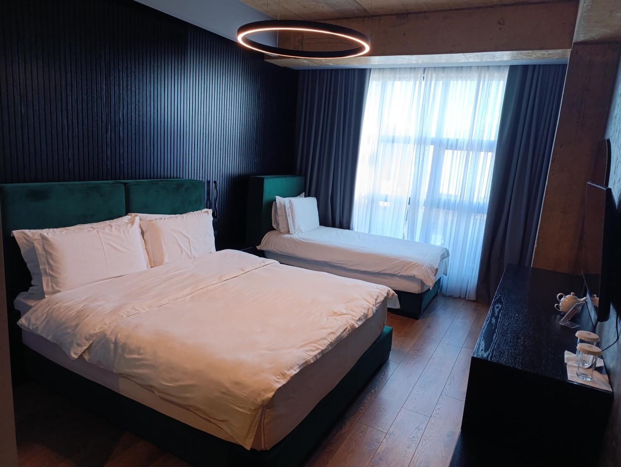 Toka Hotel Restaurant Udenisht Экстерьер фото